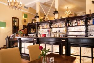 Die Bar im Khushi Berlin am Kollwitzplatz